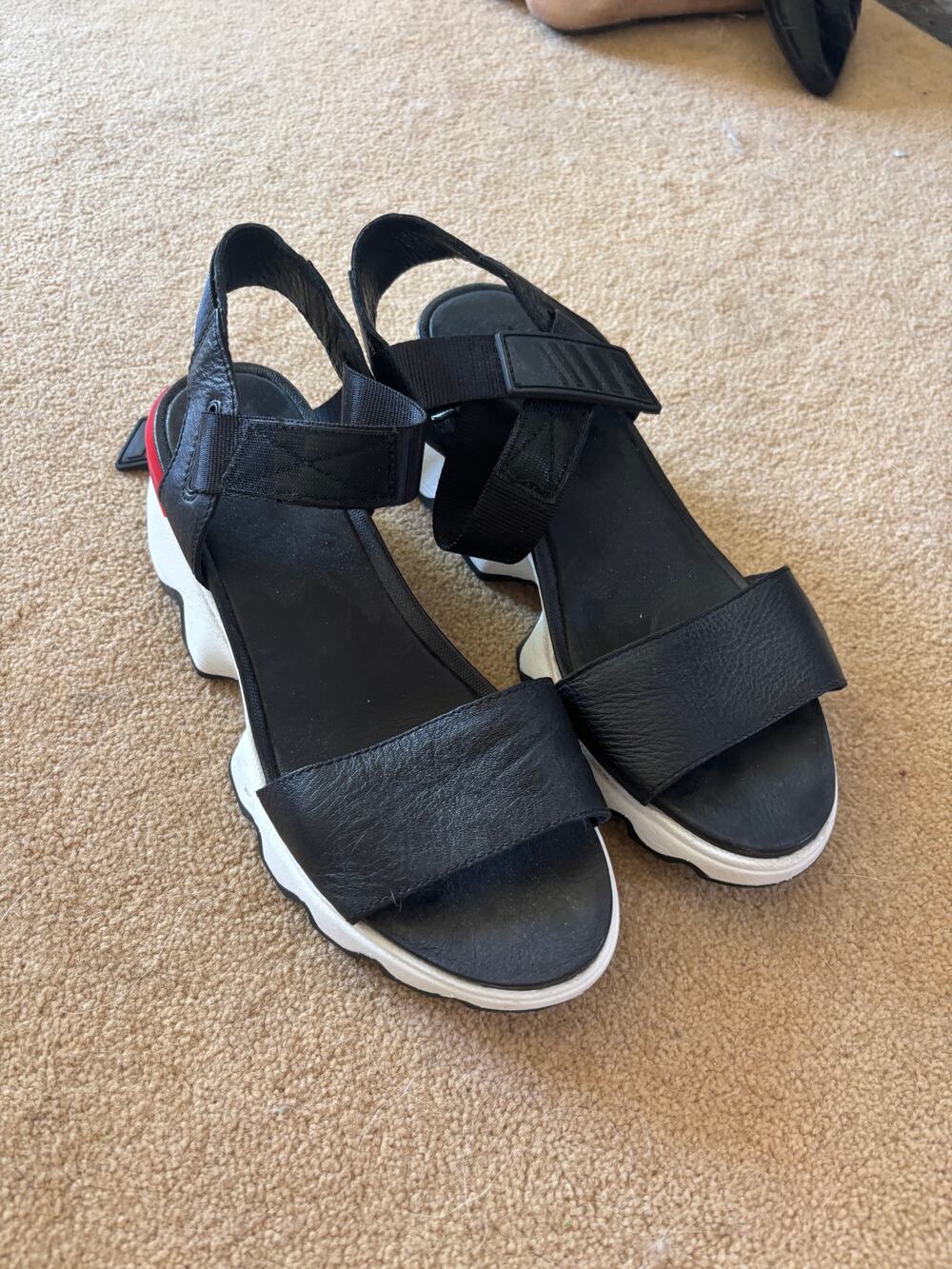 Sorel Black Leather Sport Sandals
